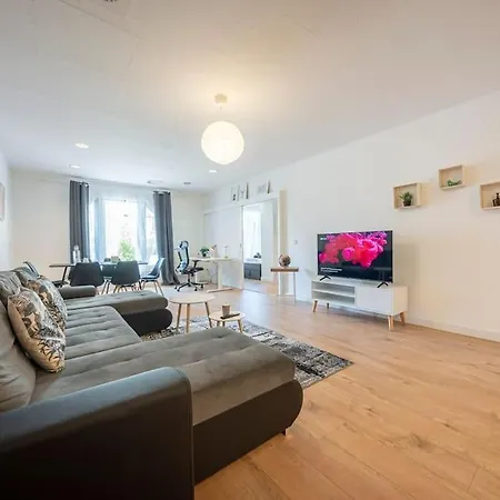 Xxl Design-appartement Highdesign 10 Pers Zentral Naehe Heidelberg Und Mannheim